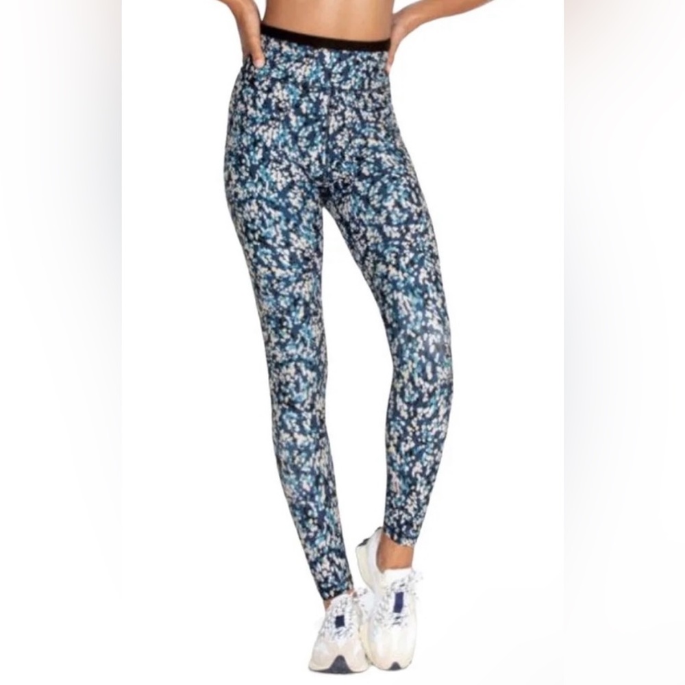 NWT Johnny Was Calme Endurance High Waisted Leggings - size (S)